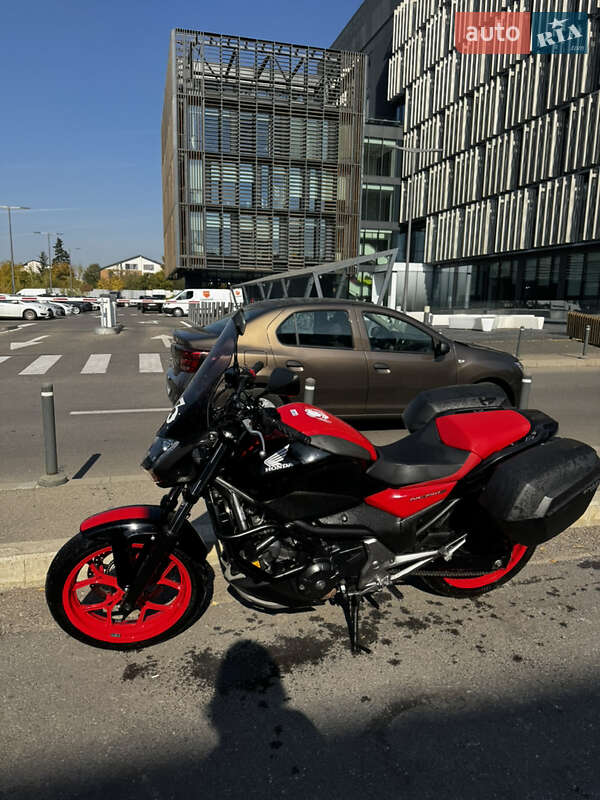 Мотоцикл Без обтекателей (Naked bike) Honda NC 750S 2017 в Одессе фото 10 Мотоцикл Без обтекателей (Naked bike) Honda NC 750S 2017 в Одессе