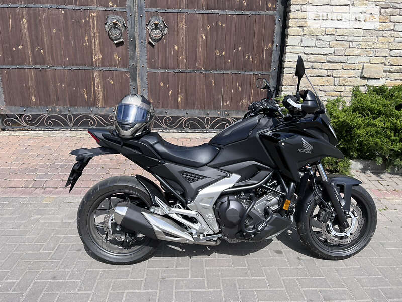 Honda NC 750X 2022