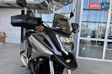 Мотоцикл Многоцелевой (All-round) Honda NC 750X 2016 в 