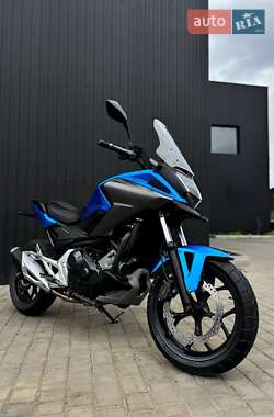 Мотоцикл Многоцелевой (All-round) Honda NC 750X 2020 в 