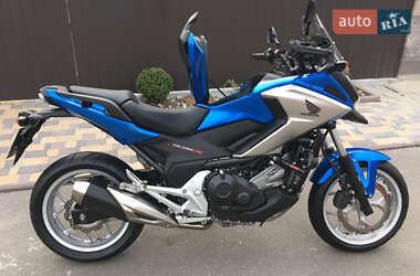 Мотоцикл Туризм Honda NC 750X 2016 в 