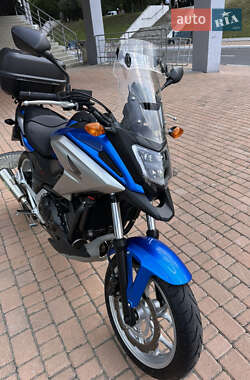Мотоцикл Туризм Honda NC 750X 2016 в 