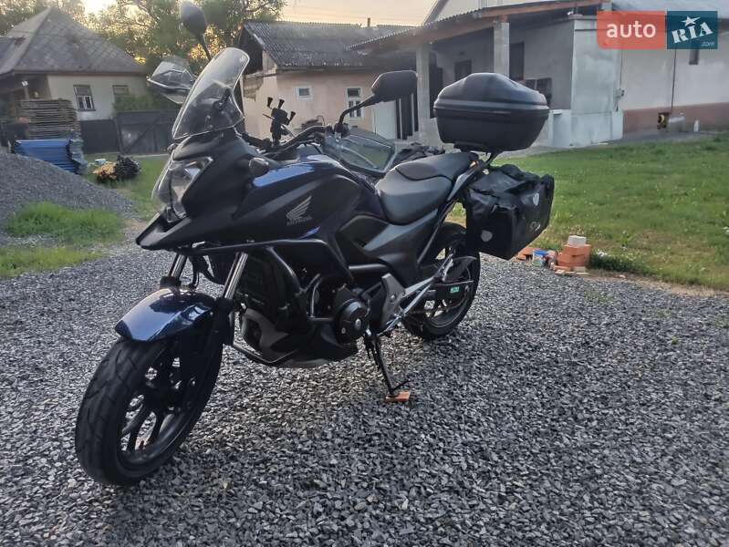 Мотоцикл Многоцелевой (All-round) Honda NC 750X 2015 в Хусте