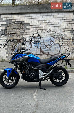 Мотоцикл Туризм Honda NC 750X 2020 в 