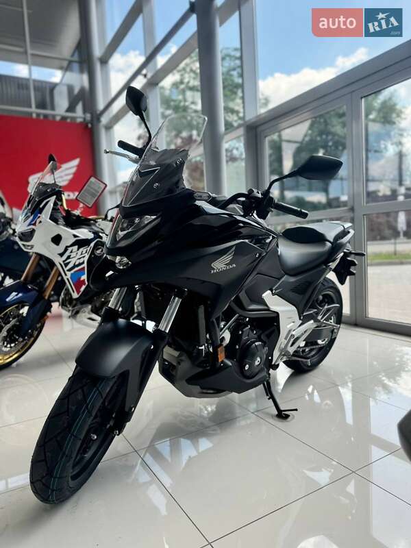 Honda NC 750X 2024