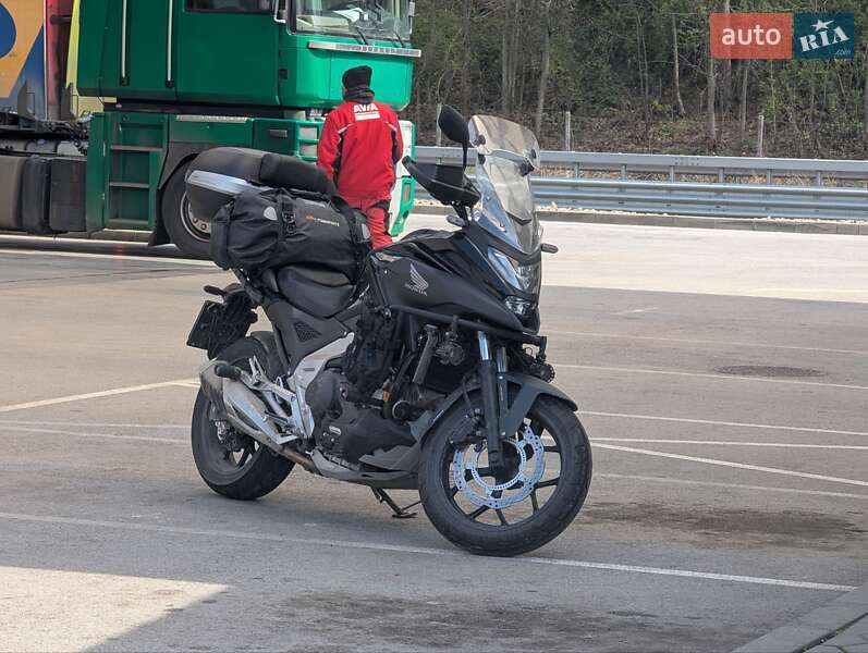 Мотоцикл Кросс Honda NC 750X 2023 в Киеве