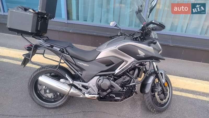Honda NC 750X 2015