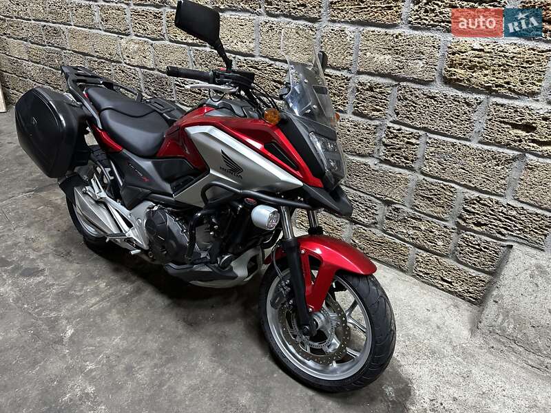 Мотоцикл Многоцелевой (All-round) Honda NC 750X 2016 в Одессе фото 6 Мотоцикл Многоцелевой (All-round) Honda NC 750X 2016 в Одессе
