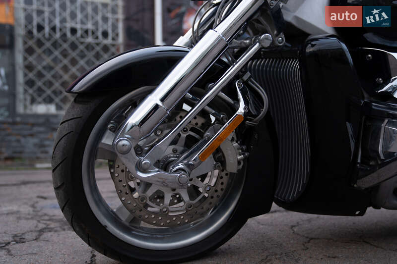 Мотоцикл Круизер Honda NRX 1800 Valkyrie 2004 в Киеве
