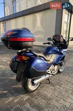 Мотоцикл Туризм Honda NT 650V Deauville 2004 в 