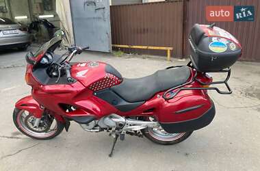 Мотоцикл Спорт-туризм Honda NT 650V Deauville 2004 в 