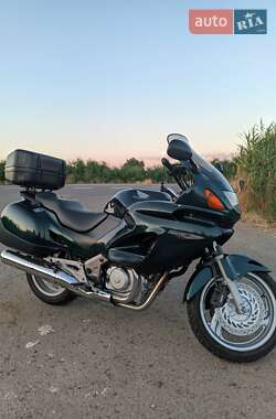 Мотоцикл Спорт-туризм Honda NT 650V Deauville 2002 в Рени