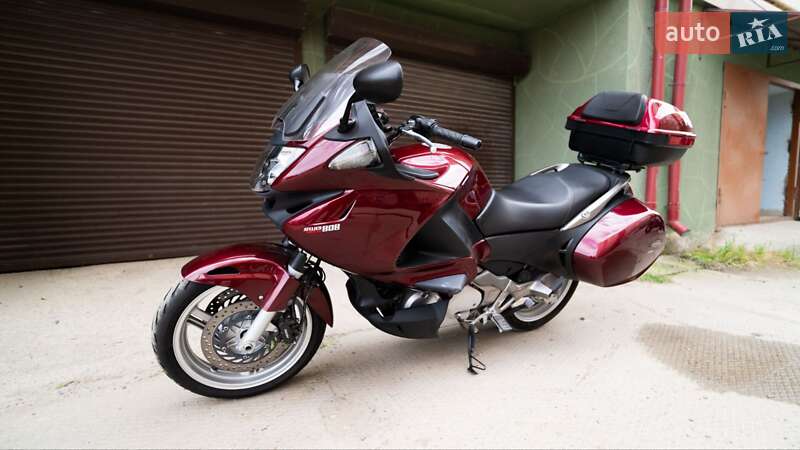 Honda NT 700V 2010