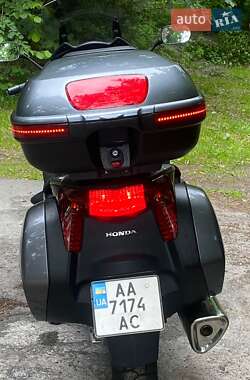 Мотоцикл Спорт-туризм Honda NT 700V 2006 в 