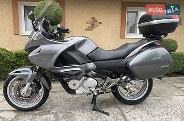 Мотоцикл Спорт-туризм Honda NT 700V 2006 в 