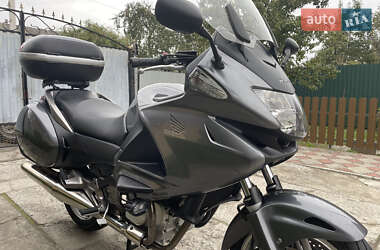 Мотоцикл Спорт-туризм Honda NT 700V 2006 в 
