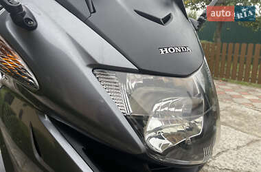 Мотоцикл Спорт-туризм Honda NT 700V 2006 в 