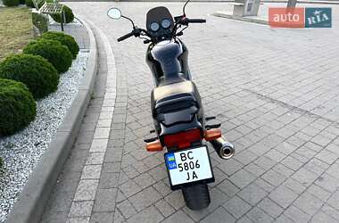 Мотоцикл Классік Honda NTV 650 (Revere) 1993 в 