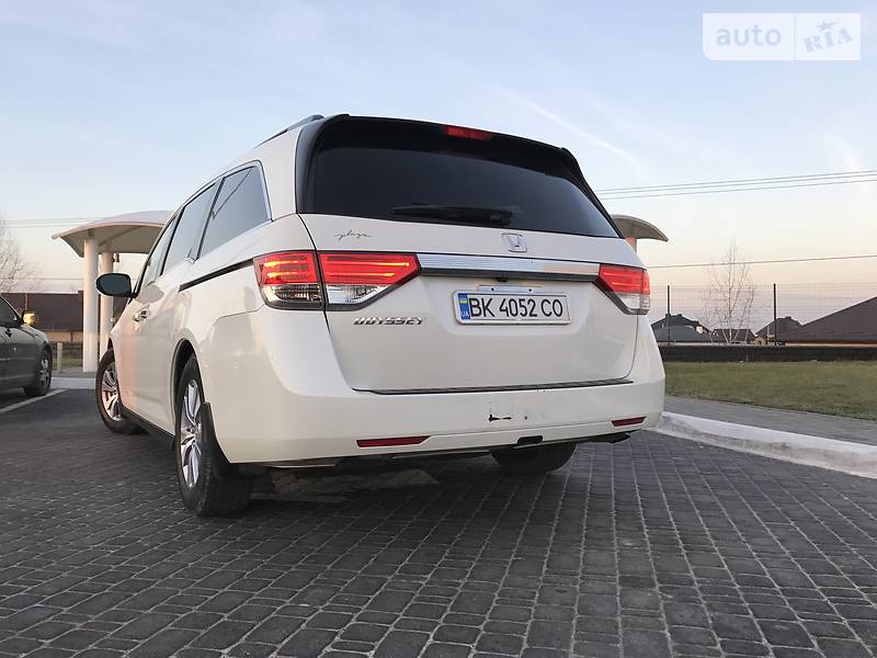 Минивэн Honda Odyssey 2014 в Ровно