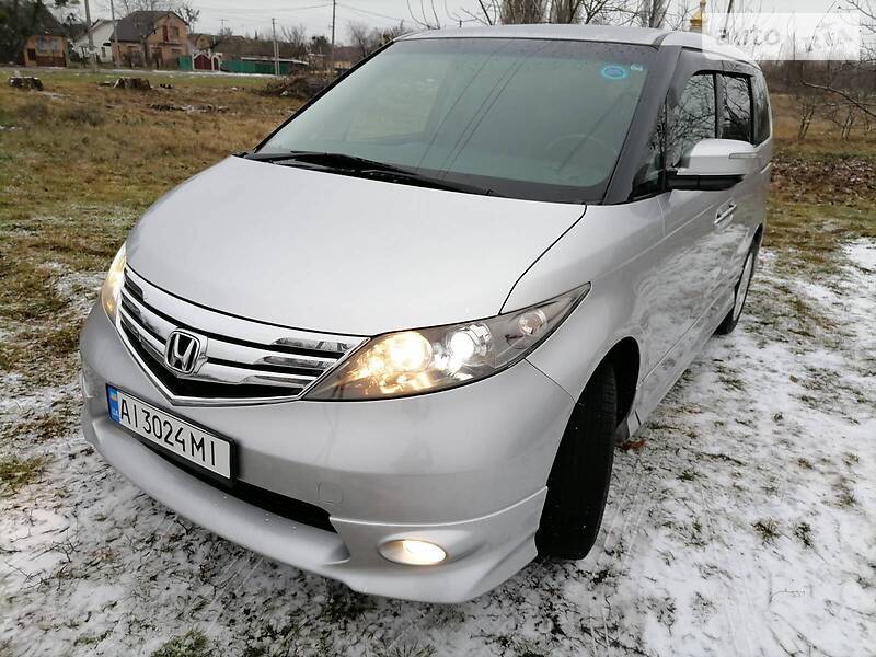 Минивэн Honda Odyssey 2011 в 