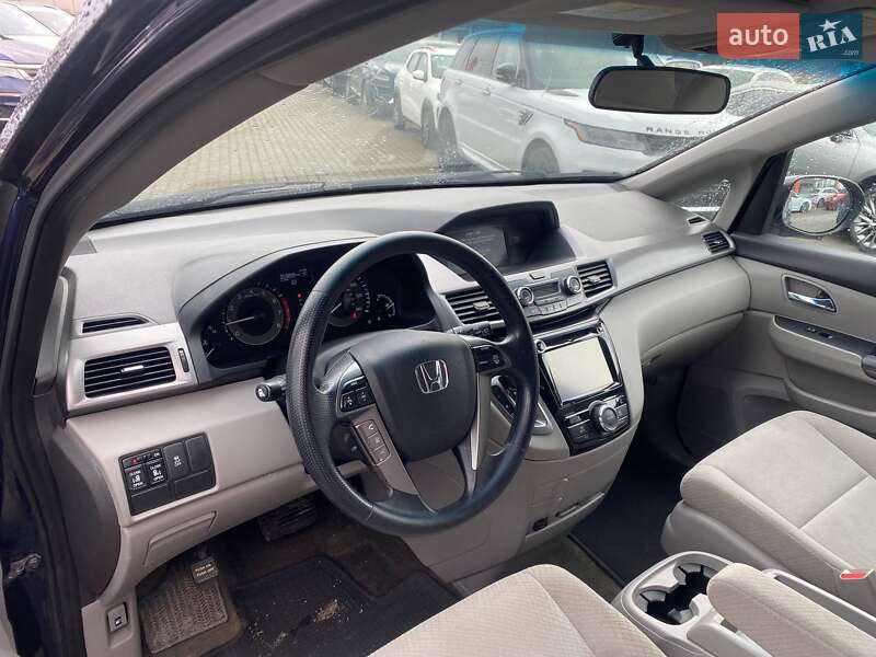 Мінівен Honda Odyssey 2016 в Львові