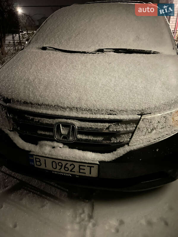 Мінівен Honda Odyssey 2012 в Решетилівці