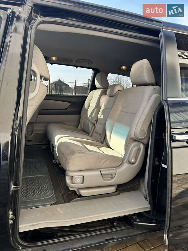 Минивэн Honda Odyssey 2011 в Мукачево