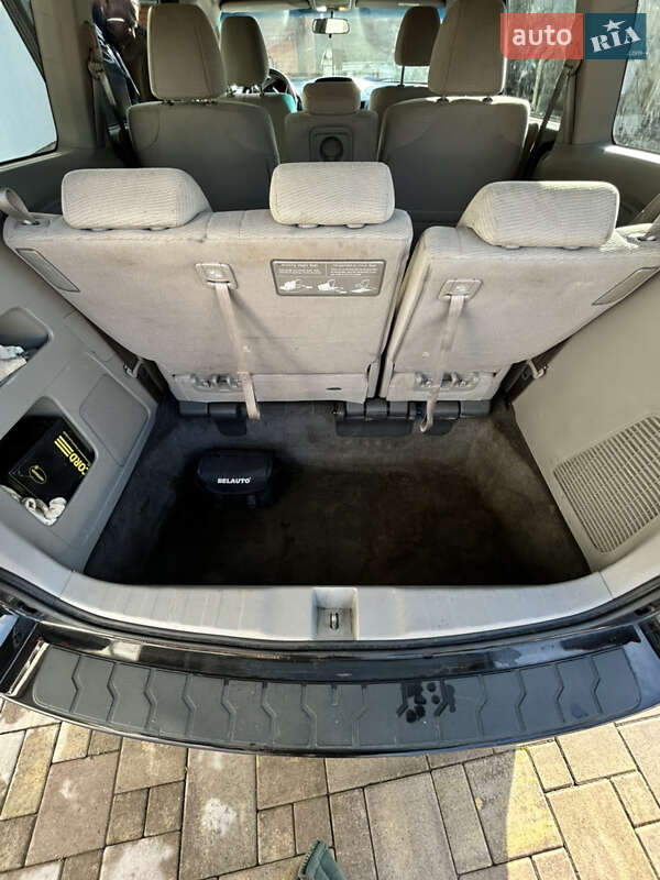 Минивэн Honda Odyssey 2011 в Мукачево