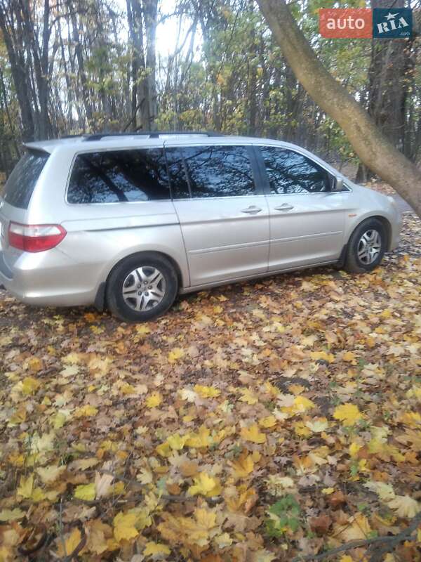 Минивэн Honda Odyssey 2006 в Киеве
