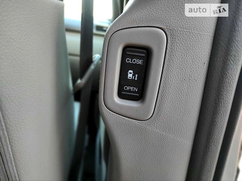 Мінівен Honda Odyssey 2016 в Харкові фото 13 Мінівен Honda Odyssey 2016 в Харкові