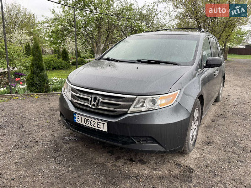 Мінівен Honda Odyssey 2012 в Решетилівці