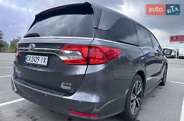 Минивэн Honda Odyssey 2017 в Киеве