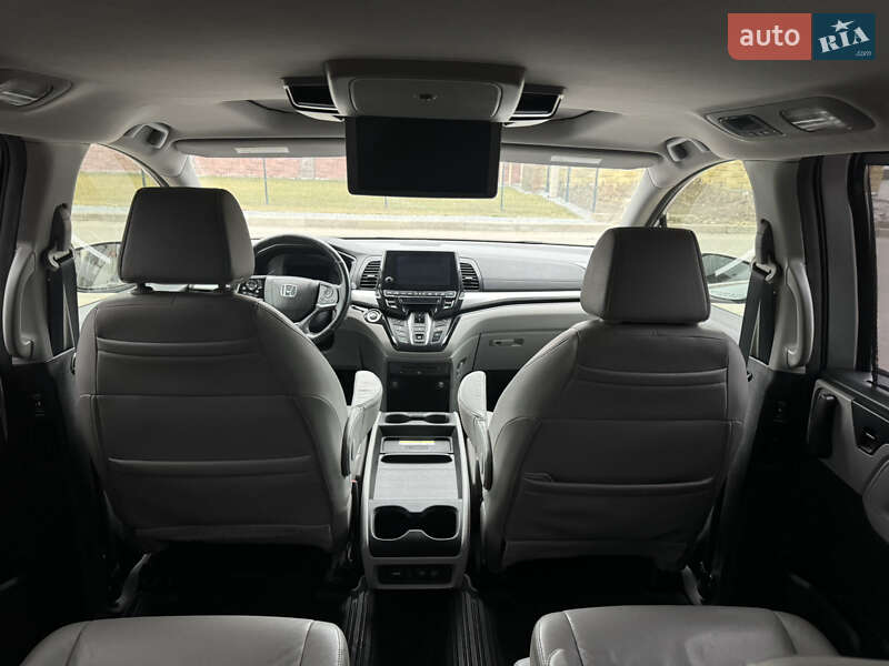 Мінівен Honda Odyssey 2017 в Рівному