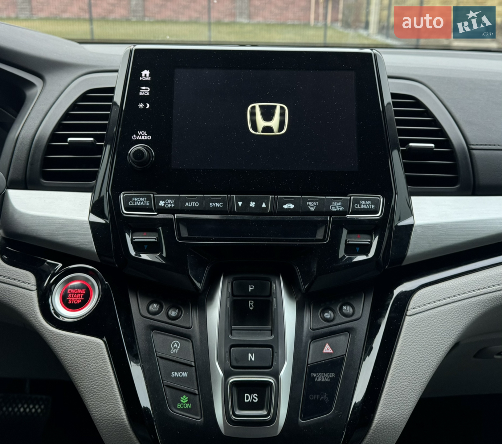 2017 Honda Odyssey - мініатюра 126