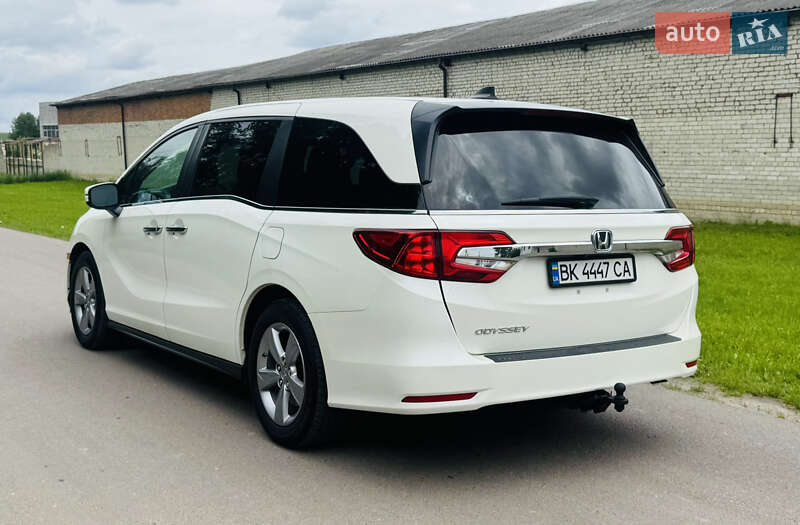Минивэн Honda Odyssey 2018 в Ровно