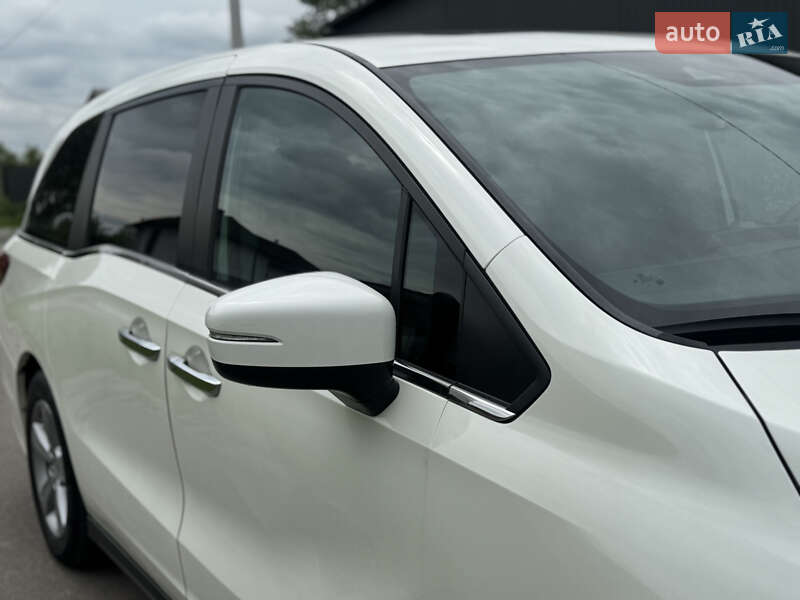 Минивэн Honda Odyssey 2018 в Ровно