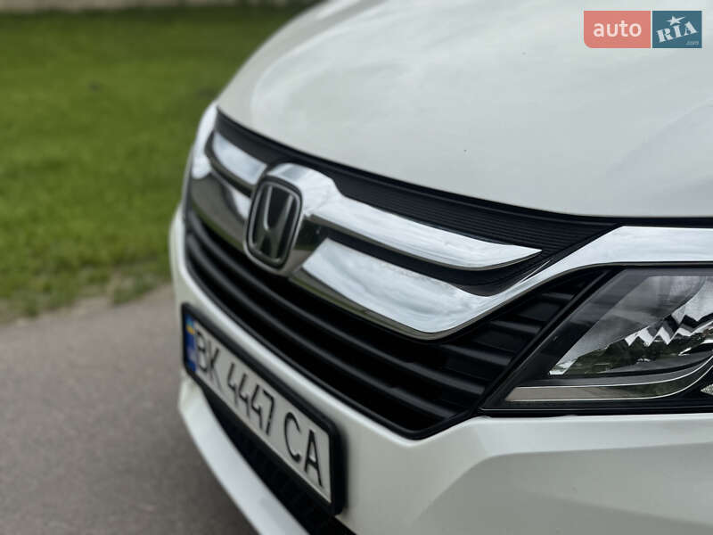 Минивэн Honda Odyssey 2018 в Ровно