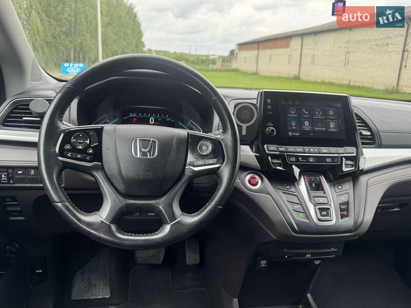 Минивэн Honda Odyssey 2018 в Ровно