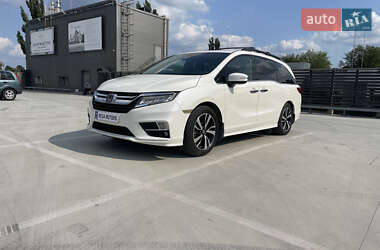 Мінівен Honda Odyssey 2017 в Києві
