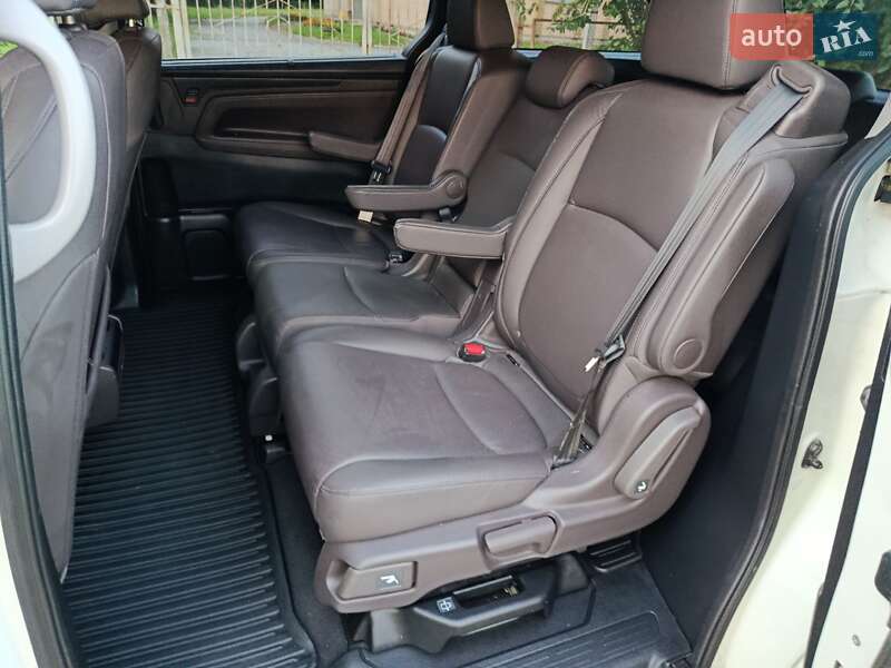 Мінівен Honda Odyssey 2018 в Сосницях