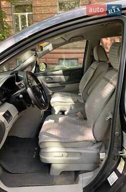 Минивэн Honda Odyssey 2016 в 