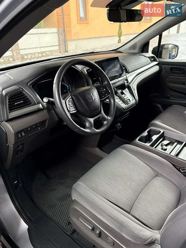Мінівен Honda Odyssey 2017 в Сарнах