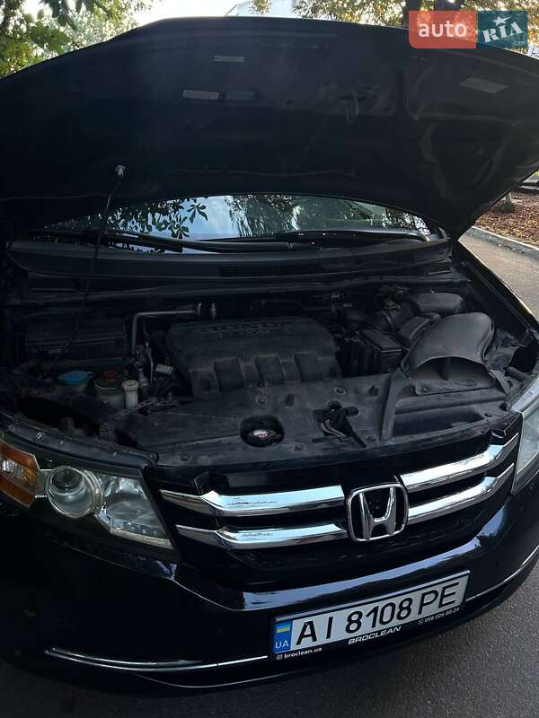 Минивэн Honda Odyssey 2016 в Броварах