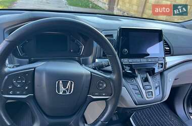 Мінівен Honda Odyssey 2017 в Києві