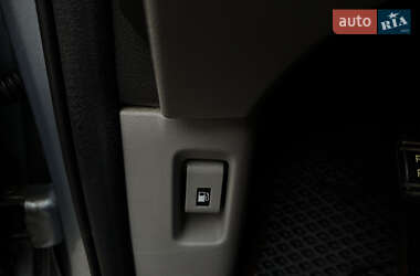 Минивэн Honda Odyssey 2013 в 