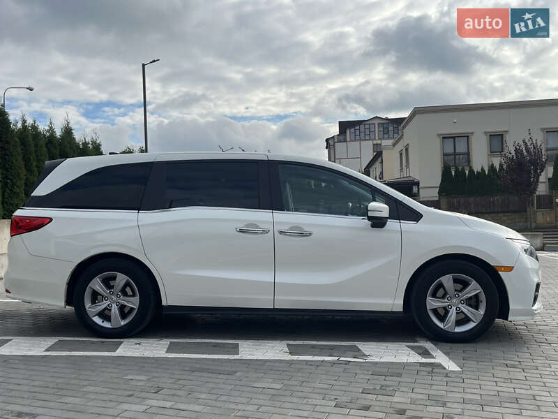 Минивэн Honda Odyssey 2018 в Ровно фото 4 Минивэн Honda Odyssey 2018 в Ровно