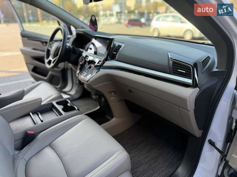 Минивэн Honda Odyssey 2022 в Днепре фото 40 Минивэн Honda Odyssey 2022 в Днепре