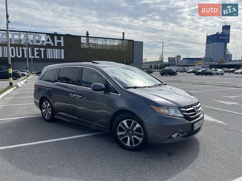 Минивэн Honda Odyssey 2013 в Киеве фото 9 Минивэн Honda Odyssey 2013 в Киеве