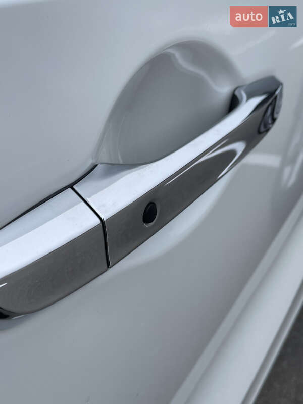 Минивэн Honda Odyssey 2020 в Запорожье фото 16 Минивэн Honda Odyssey 2020 в Запорожье