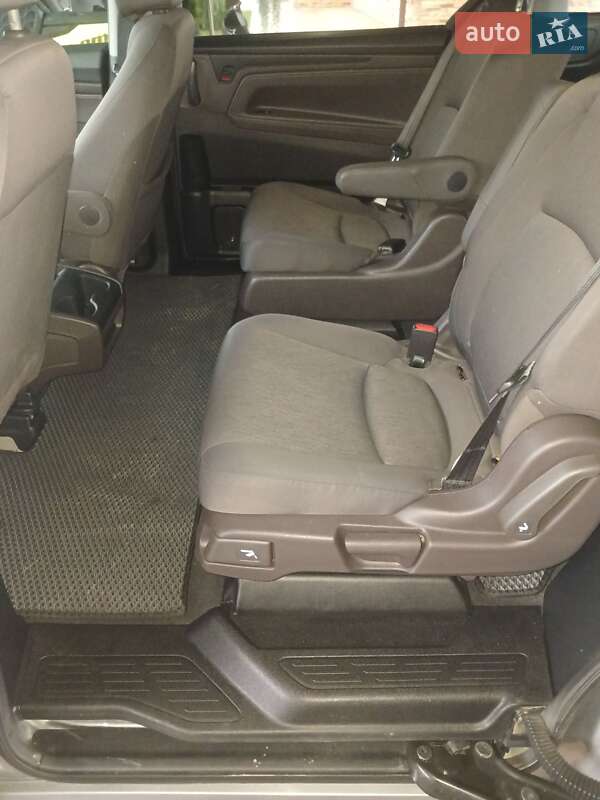 Минивэн Honda Odyssey 2019 в Дмитровке фото 10 Минивэн Honda Odyssey 2019 в Дмитровке